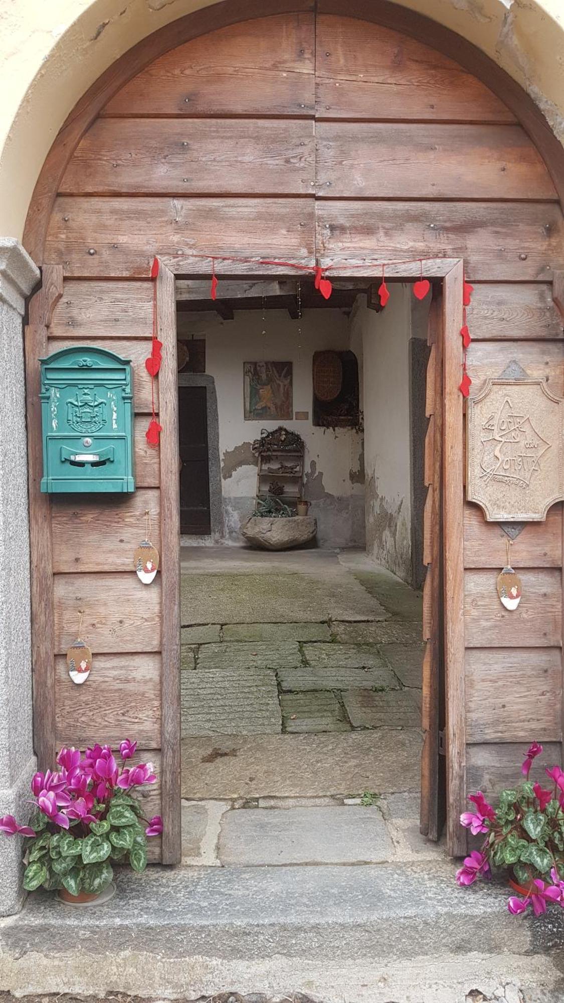 La Corte Del Poeta Arcumeggia Exterior foto